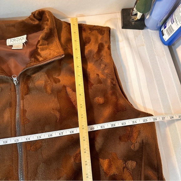 Women’s plus size Vest 1X Brown Full Zip Front Sleeveless Faux Fur Burnout - Picture 9 of 11